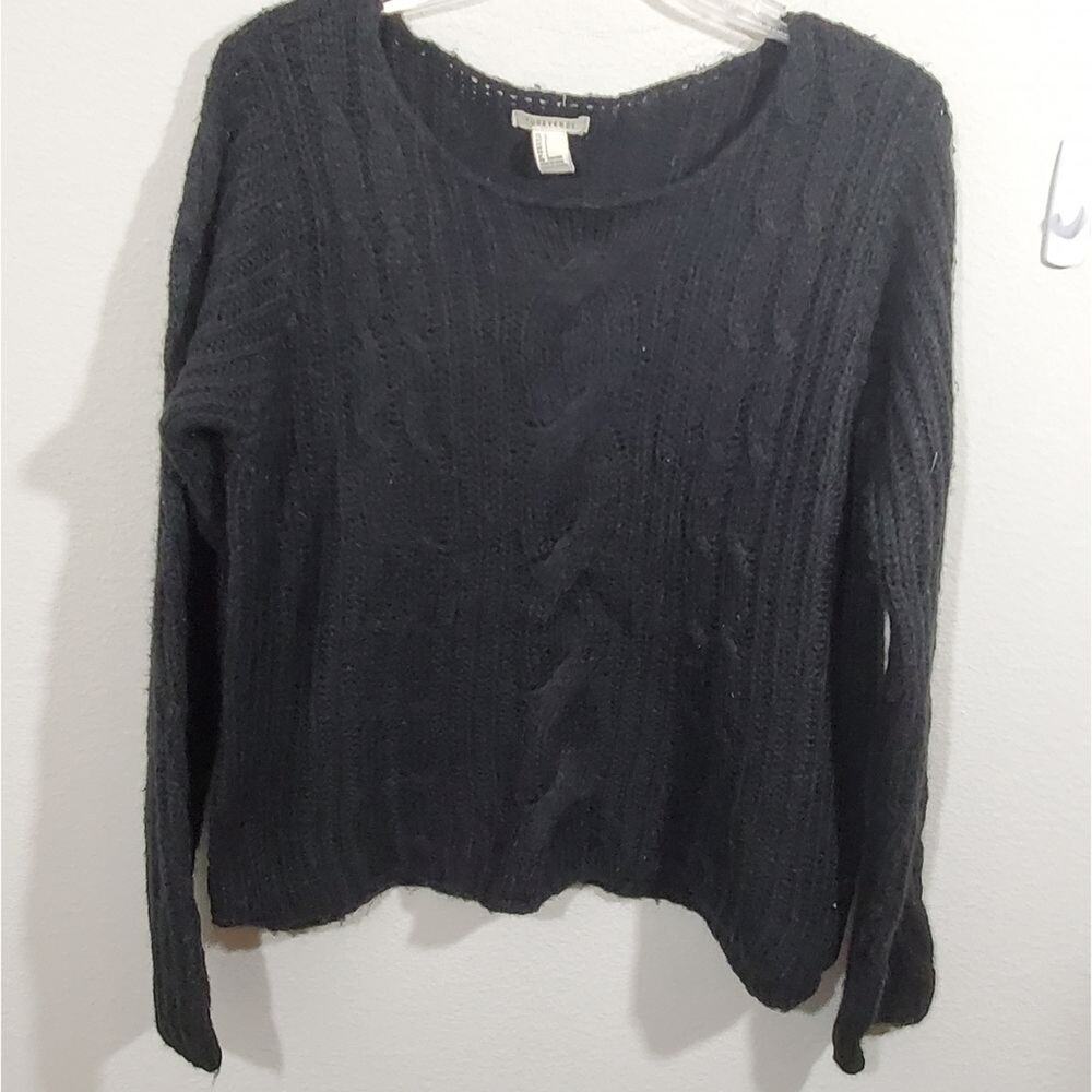 Super Soft Forever 21 Black Cropped Sweater Large